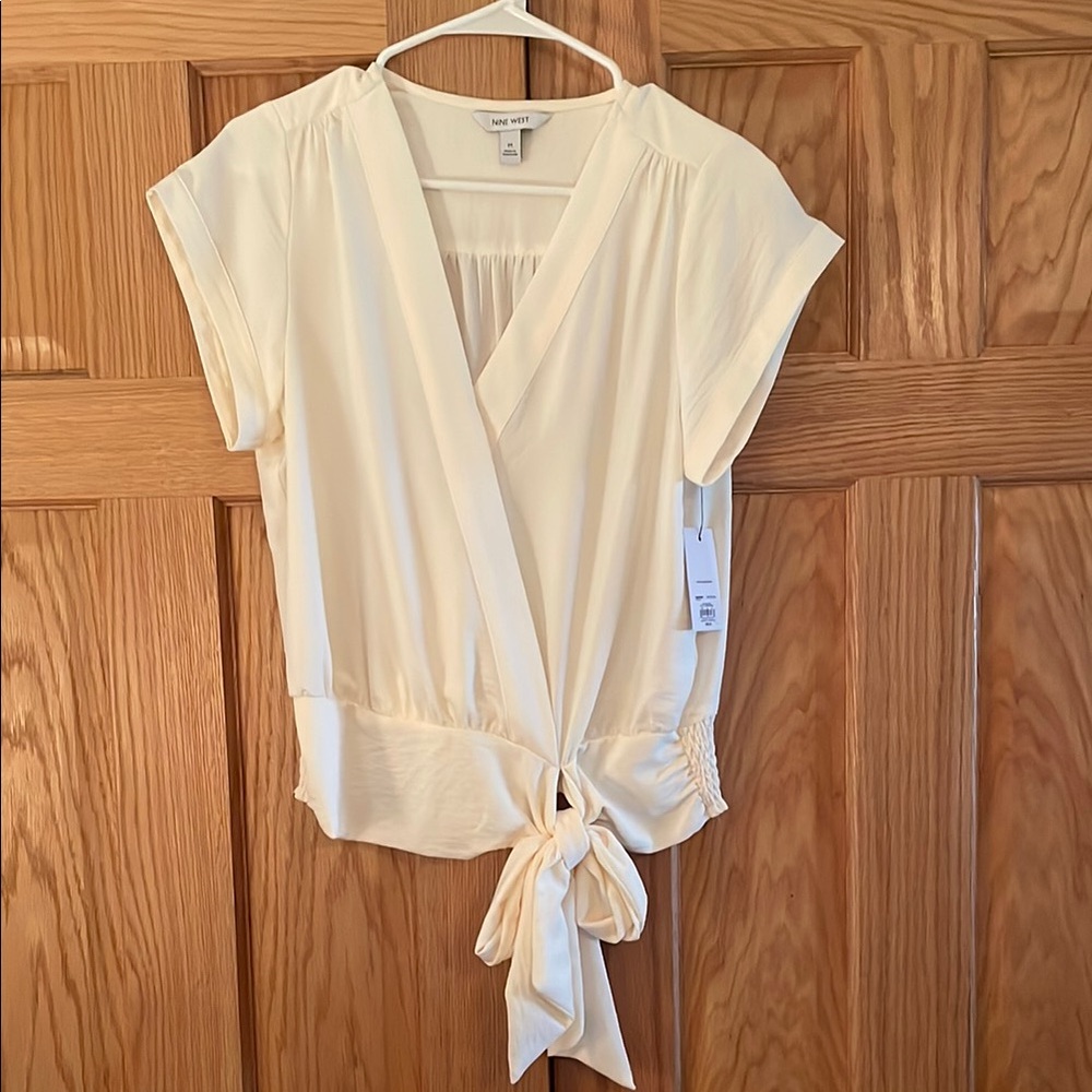NWT Off White Cap Sleeve Wrap Blouse